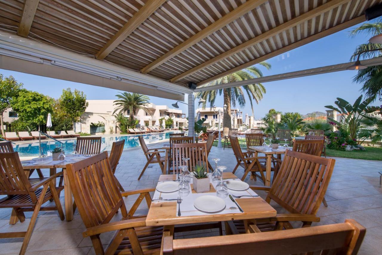 Isida Hotel Agia Marina Екстер'єр фото