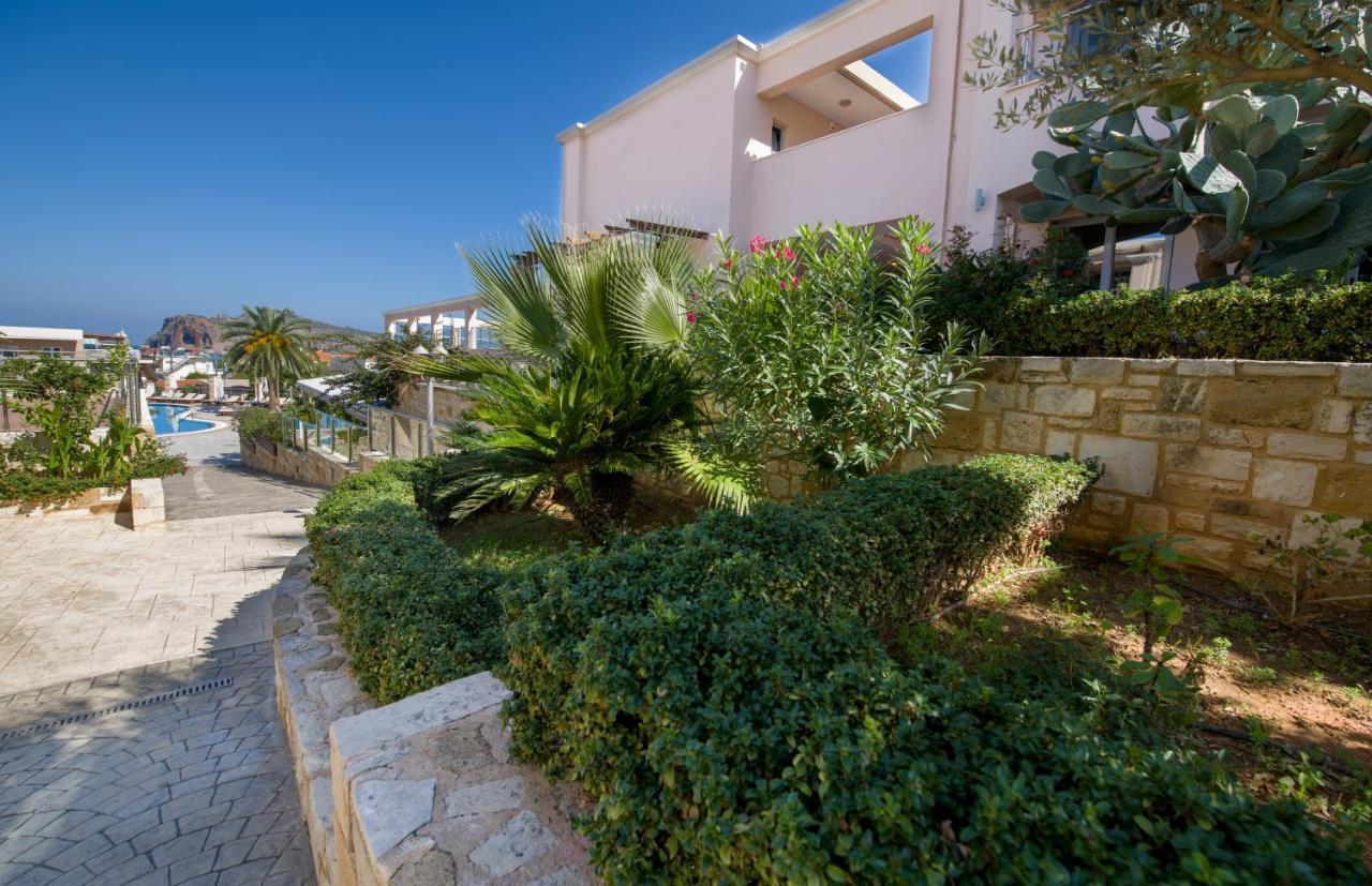 Isida Hotel Agia Marina Екстер'єр фото
