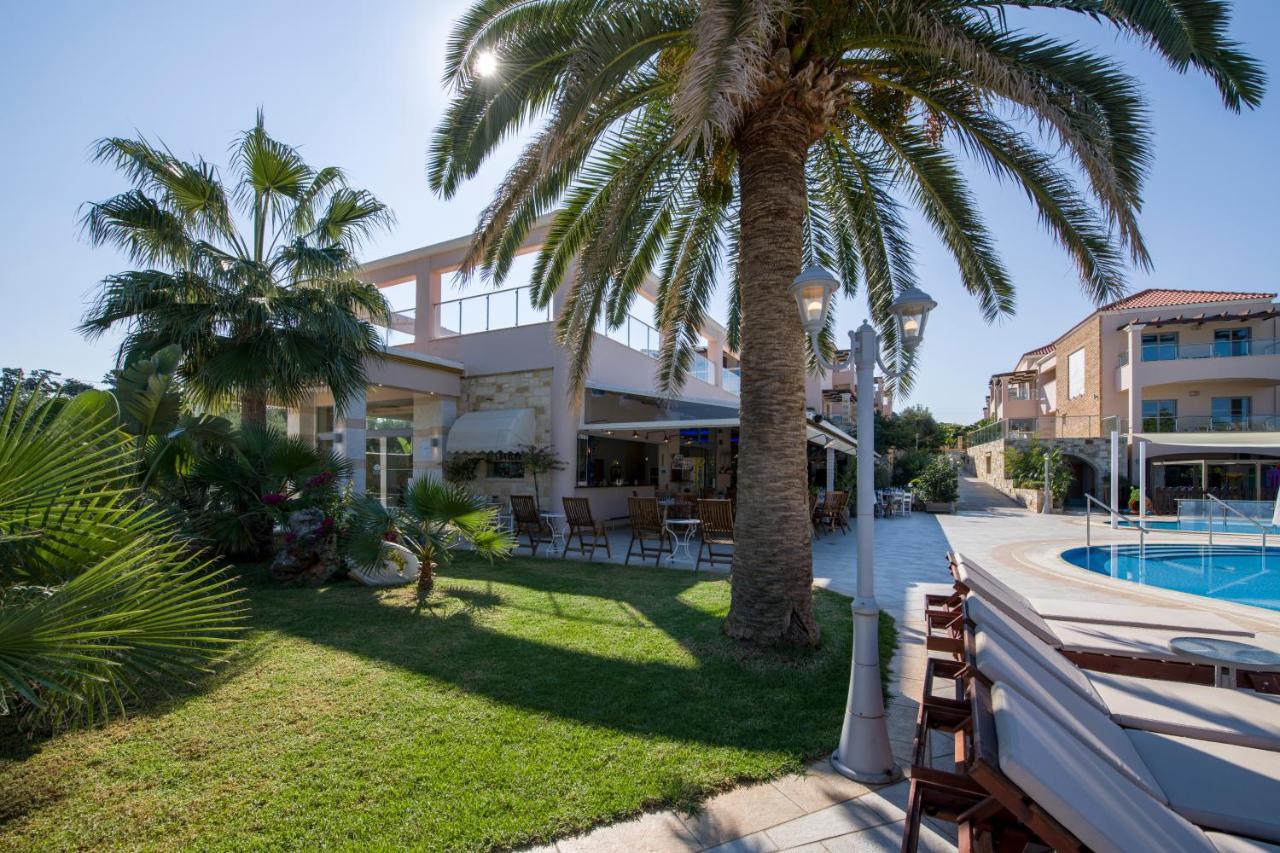 Isida Hotel Agia Marina Екстер'єр фото